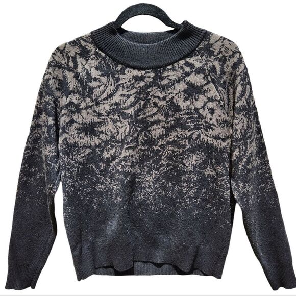 Athleta Women Jacquard Crew Sweater in Frosted Floral Black And Tan Extra Small - Picture 3 of 10